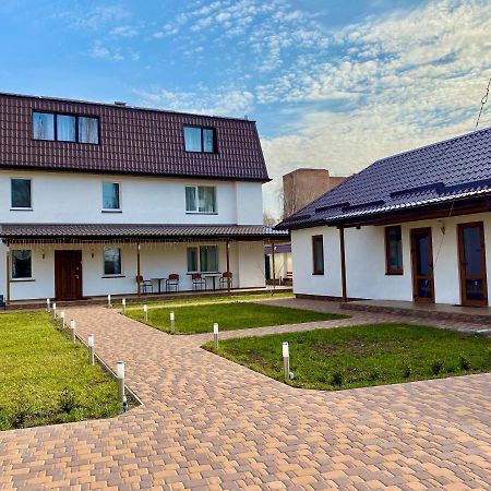 Hotel Rioro Myrhorod Zewnętrze zdjęcie