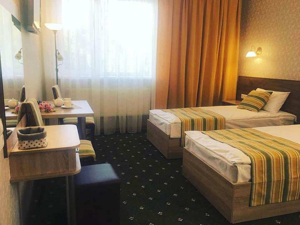 Hotel Rioro Myrhorod Zewnętrze zdjęcie