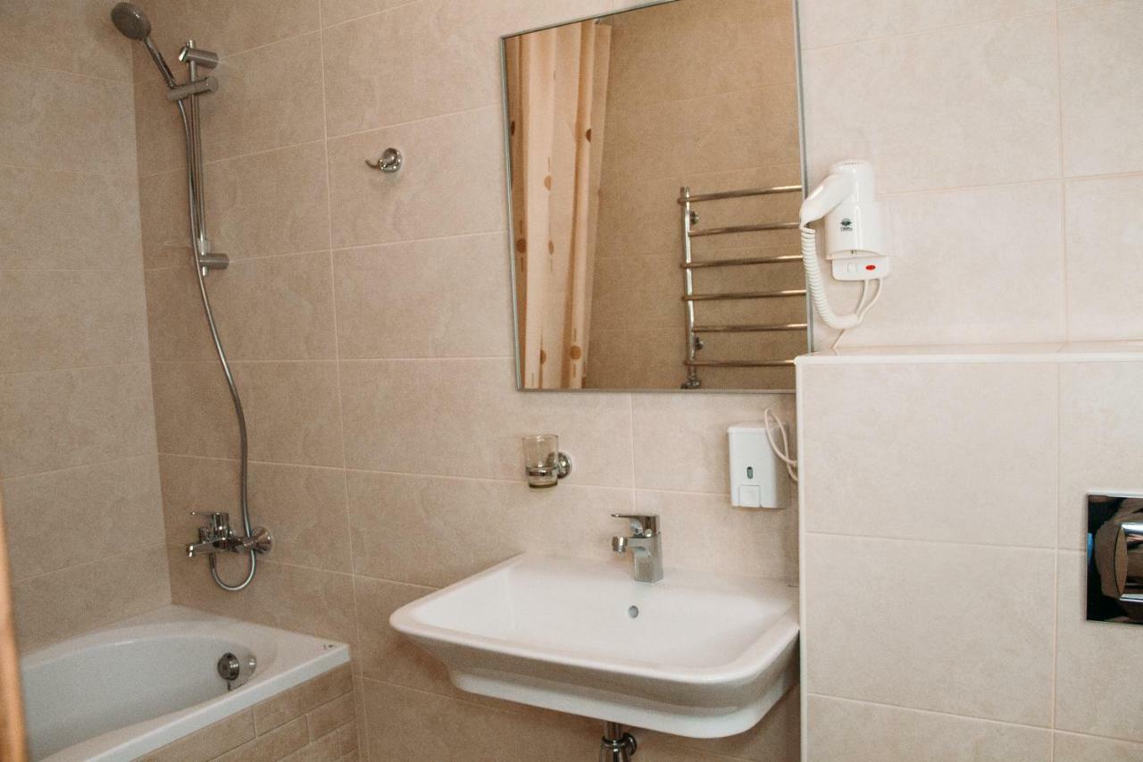 Hotel Rioro Myrhorod Zewnętrze zdjęcie