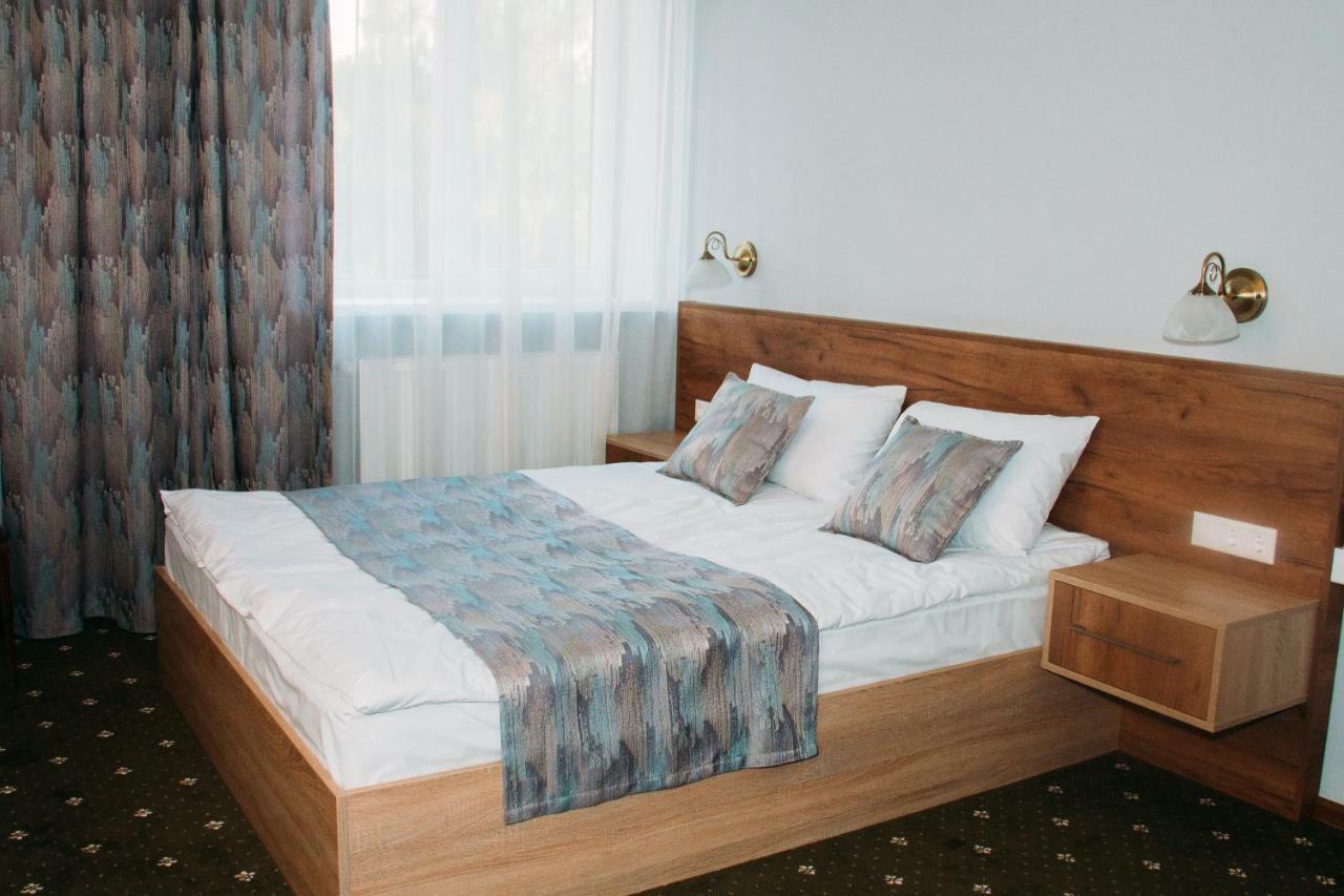 Hotel Rioro Myrhorod Zewnętrze zdjęcie