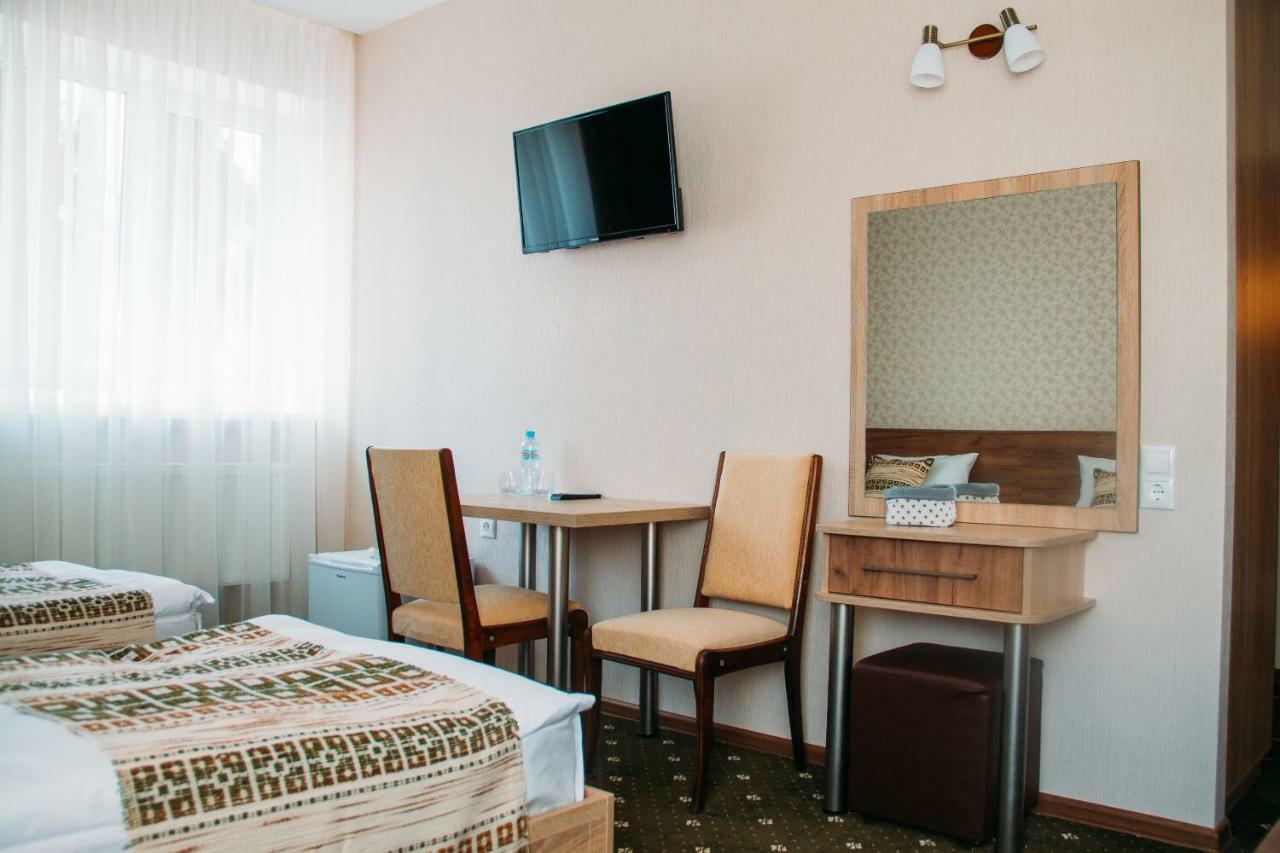 Hotel Rioro Myrhorod Zewnętrze zdjęcie