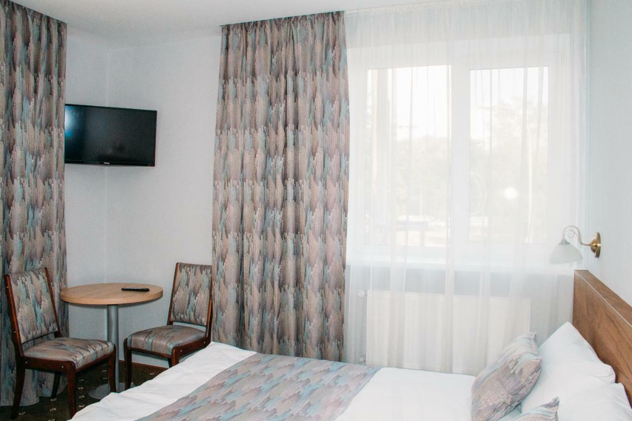 Hotel Rioro Myrhorod Zewnętrze zdjęcie