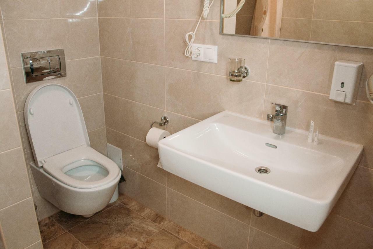 Hotel Rioro Myrhorod Zewnętrze zdjęcie